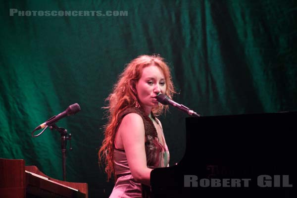 TORI AMOS - 2005-06-13 - PARIS - Zenith - 